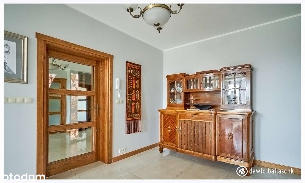 REZERWACJA! Cudowna posiadłość, blisko jeziora, duża działka 6740m2-11