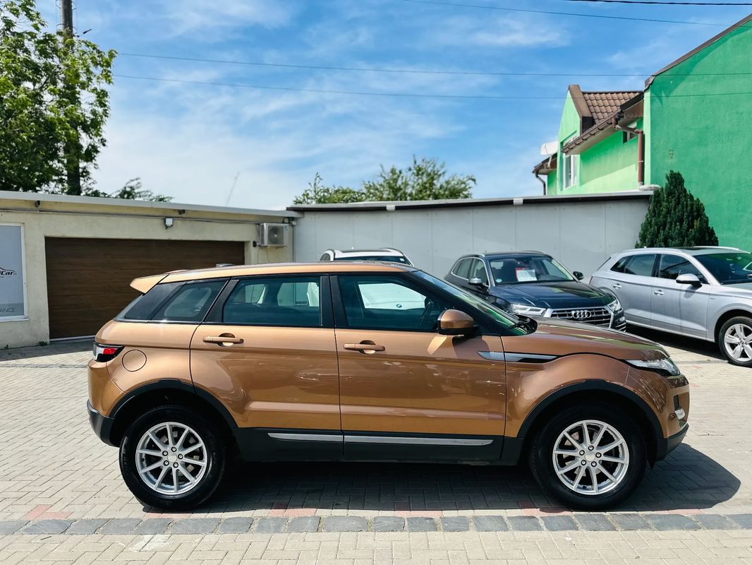 Land Rover Range Rover Evoque - 12