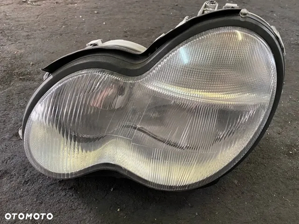 MERCEDES W203 LAMPA PRZEDNIA LEWA PRAWA PRZÓD EUROPA - 7