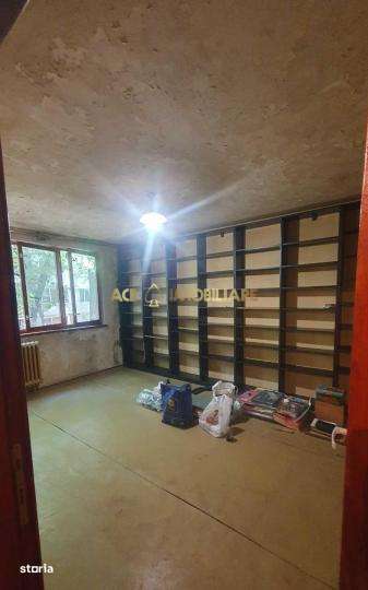 2 Camere | Berceni Huedin | Necesita Renovare | Decomandat - Imagine principală: 2/8