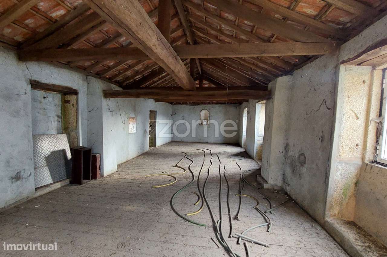 Quinta T4 com Terreno de 1.800 m² em Nogueira do Cravo-22