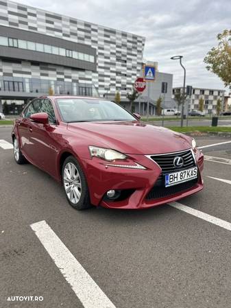 Lexus Seria IS 300h Style Edition - 3