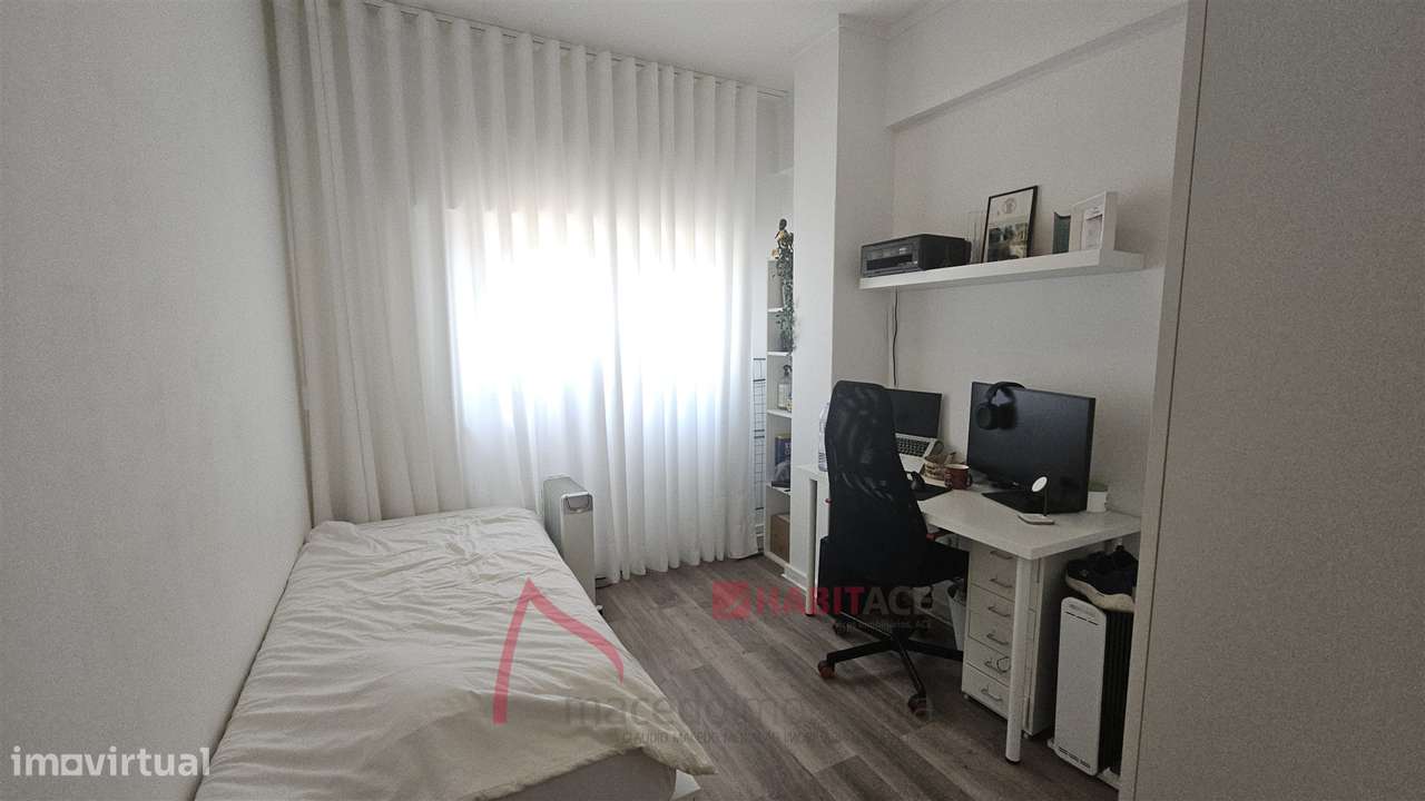 Apartamento T3 Remodelado-19