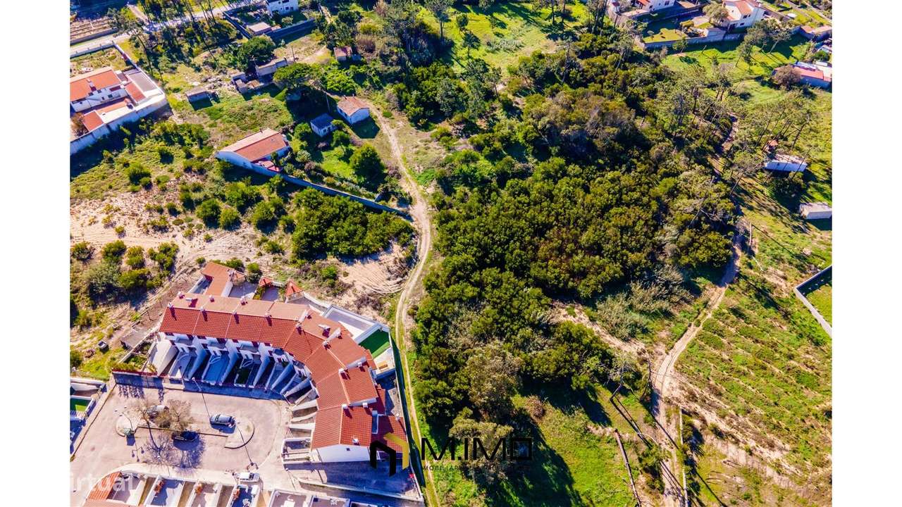 Terreno de 2.600 m² na Praia Quiaios-10