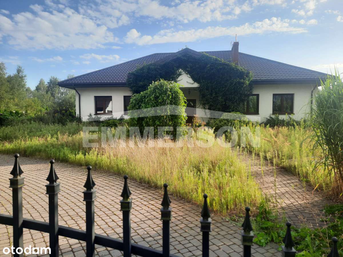 Na sprzedaż dom parterowy na wsi.-1