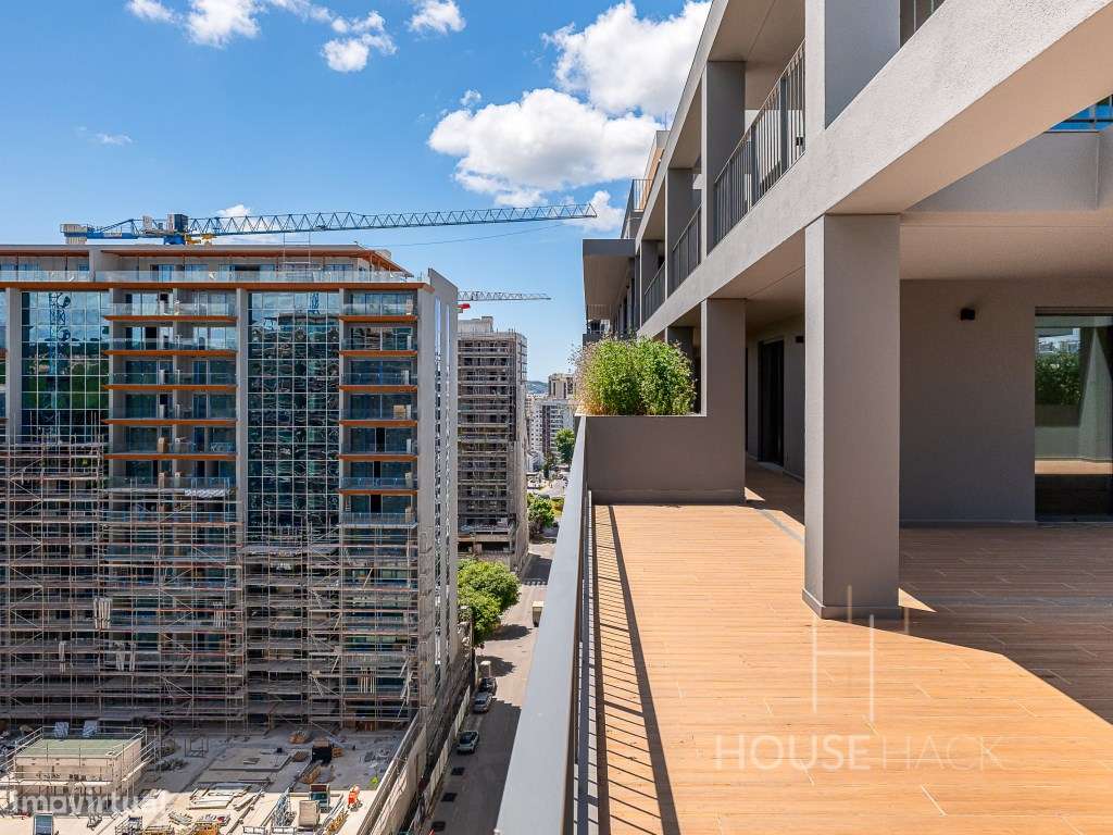 Penthouse T4 de luxo em Miraflores-41