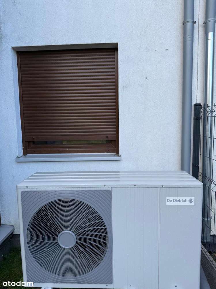 Segment z garażem w bryle budynku-4