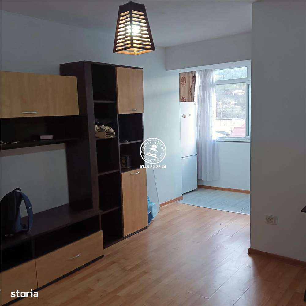 Garsonieră de vânzare – Galata, etaj intermediar-1