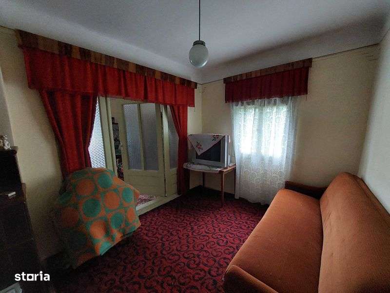 CASA ORAS NEHOIU, DN 10: Teren + Casa + Anexa + Livada + Vie - Imagine principală: 5/8