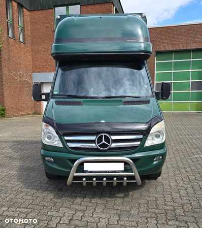 Mercedes-Benz Sprinter - 2