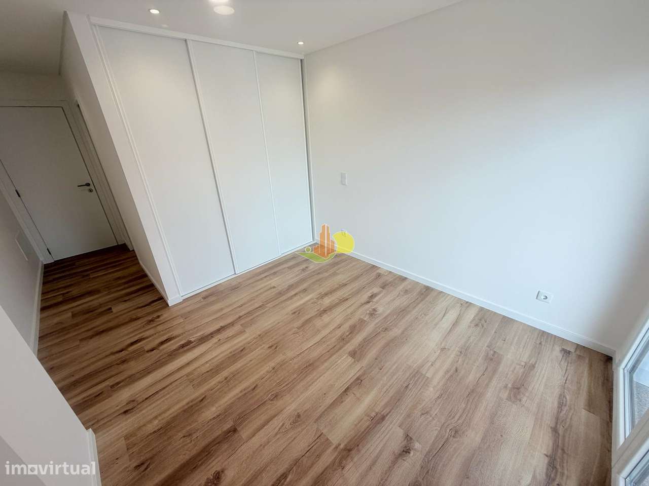 T2+2 Duplex com Garagem Dupla-20