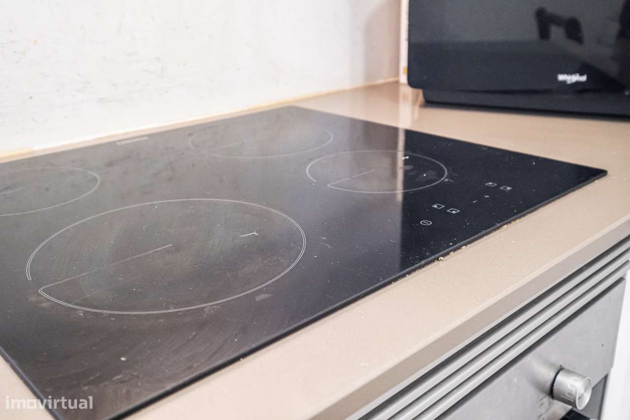 Moradia T3 com terraço e ar condicionado em Azeitão-6