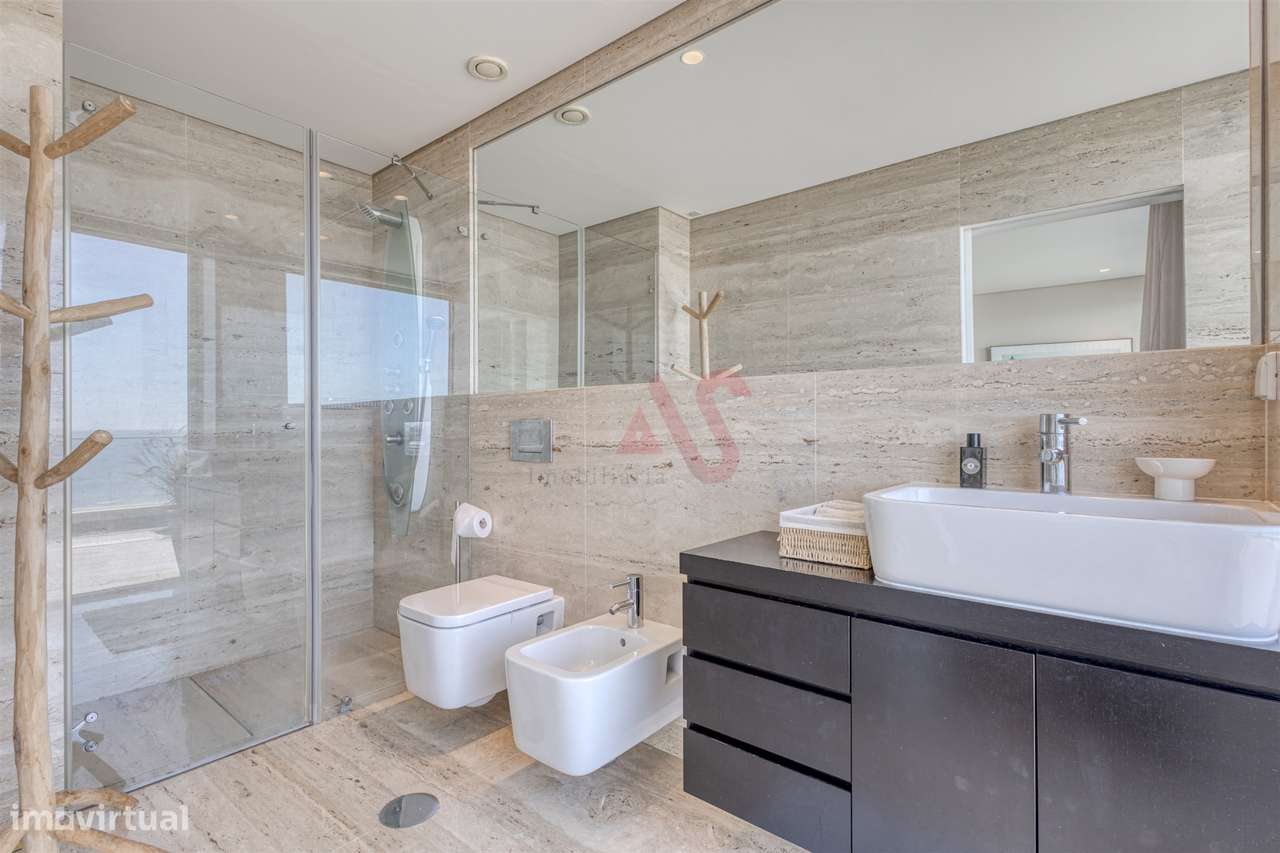 Penthouse Duplex Exclusiva em Frente à Praia de Salgueiros – na Primei-20