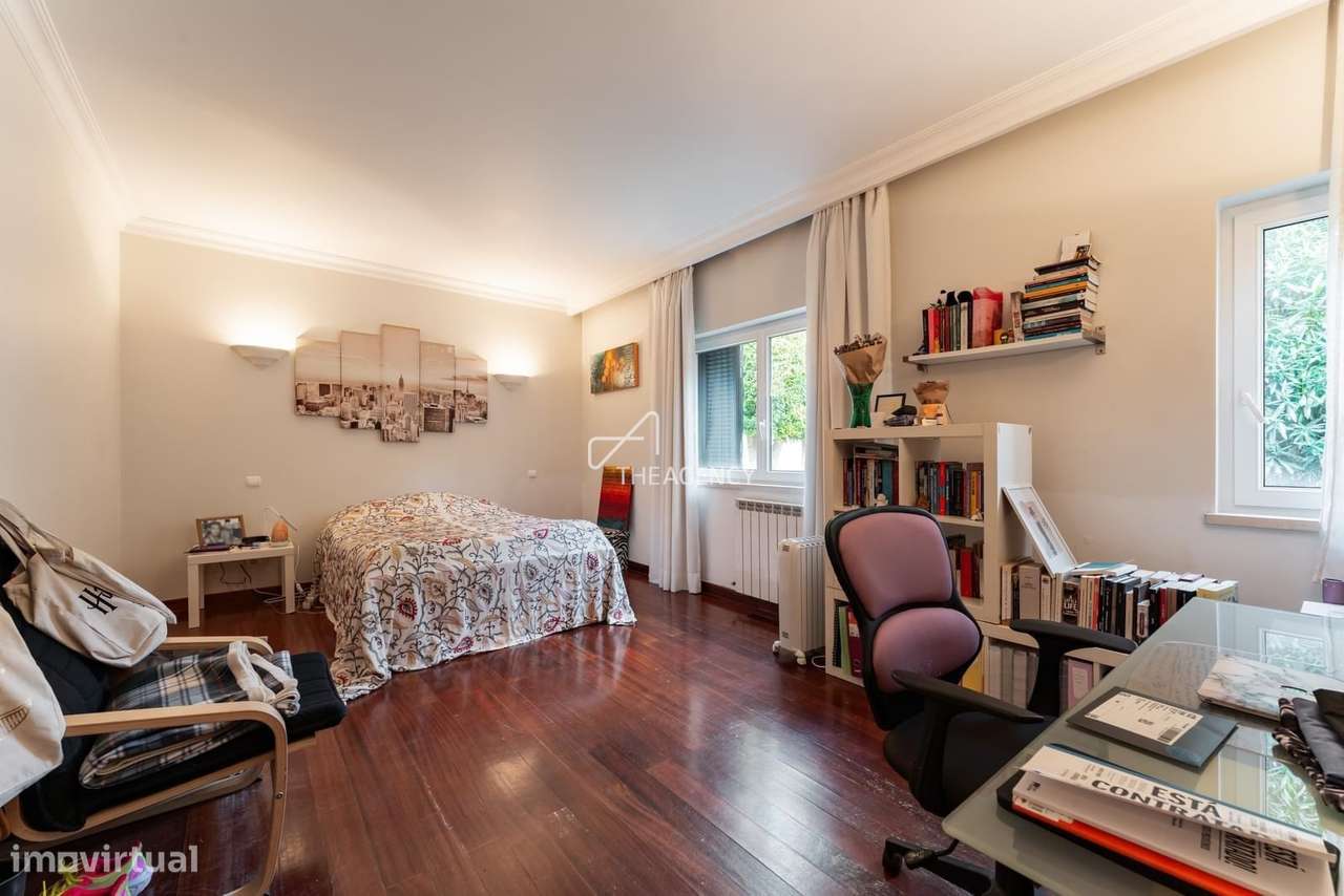 Villa de Luxo T6 com Piscina na Costa da Guia, Cascais-9