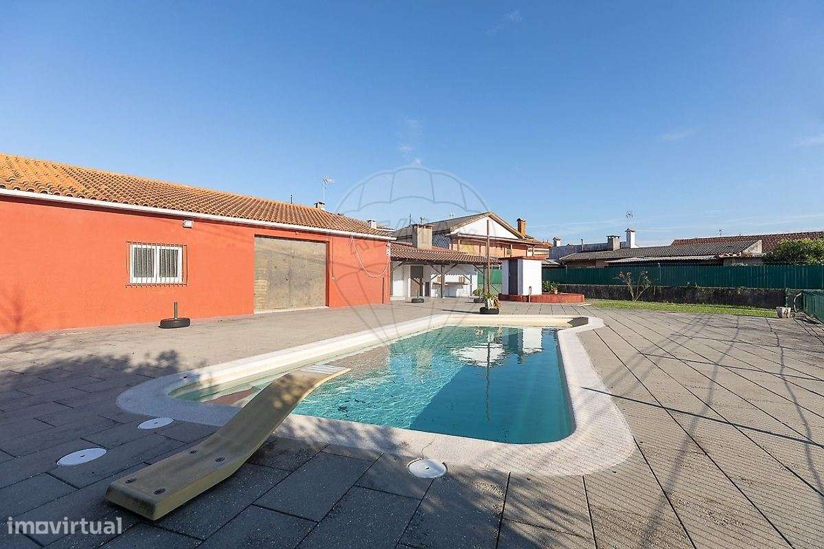 Moradia T6 com Piscina em Cantanhede