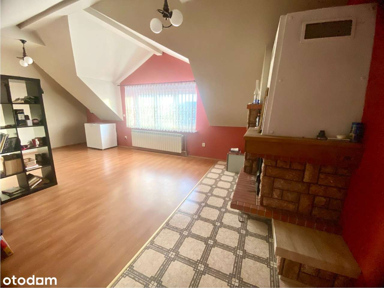 Dom- dwa niezależne pięta/2 x garaż/działka 1400m²-18