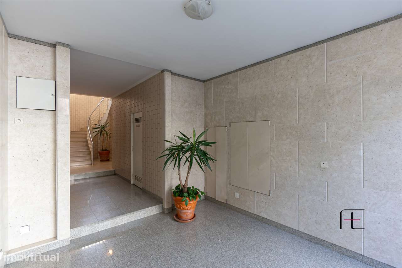 Apartamento T4 Venda em Aldoar, Foz do Douro e Nevogilde,Porto - Grande imagem: 4/38