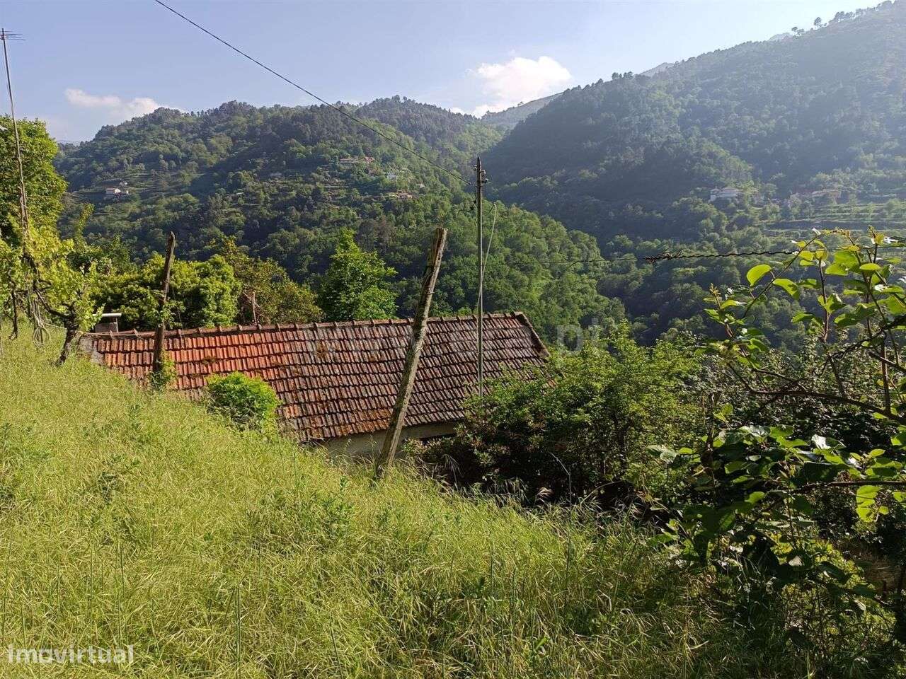 Moradia T1 / Cinfães, Ferreiros de Tendais-10