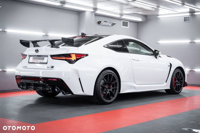 Lexus RC - 7