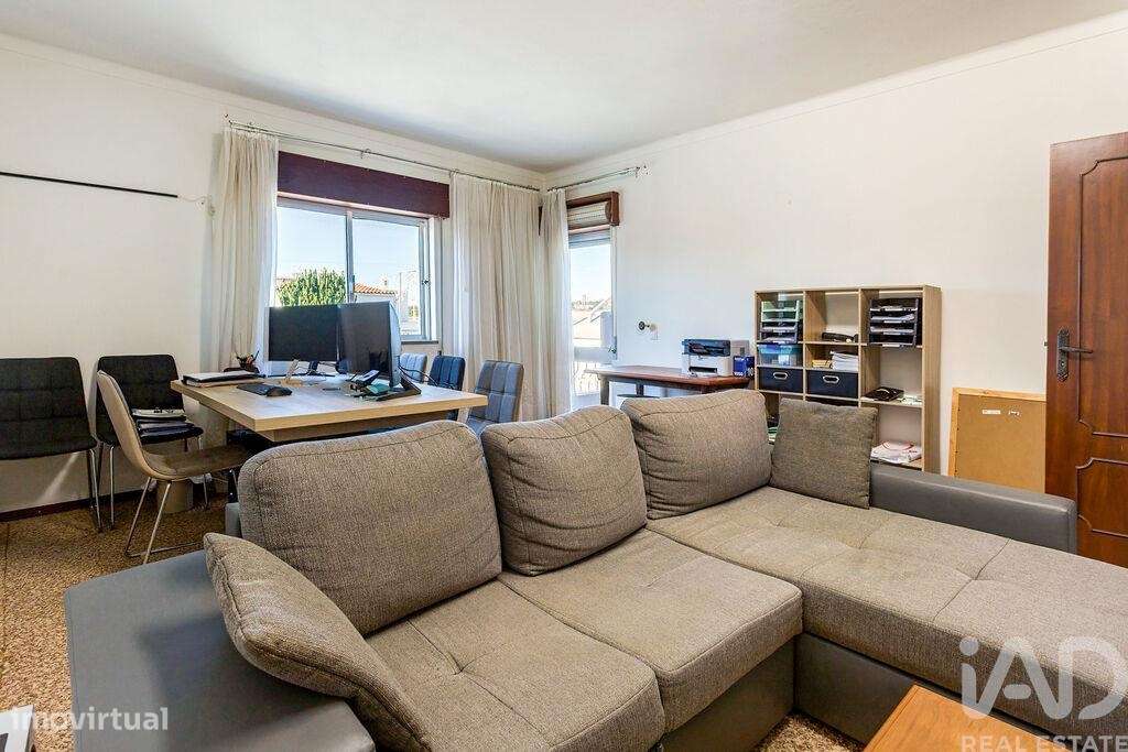 Moradia bi-familiar T6 em Ferreiras de 183 m2 - Grande imagem: 3/25