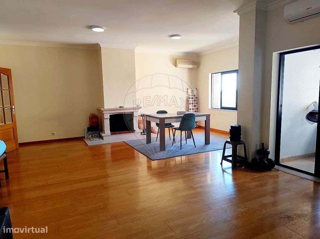 Apartamento T4 para venda - Grande imagem: 2/23