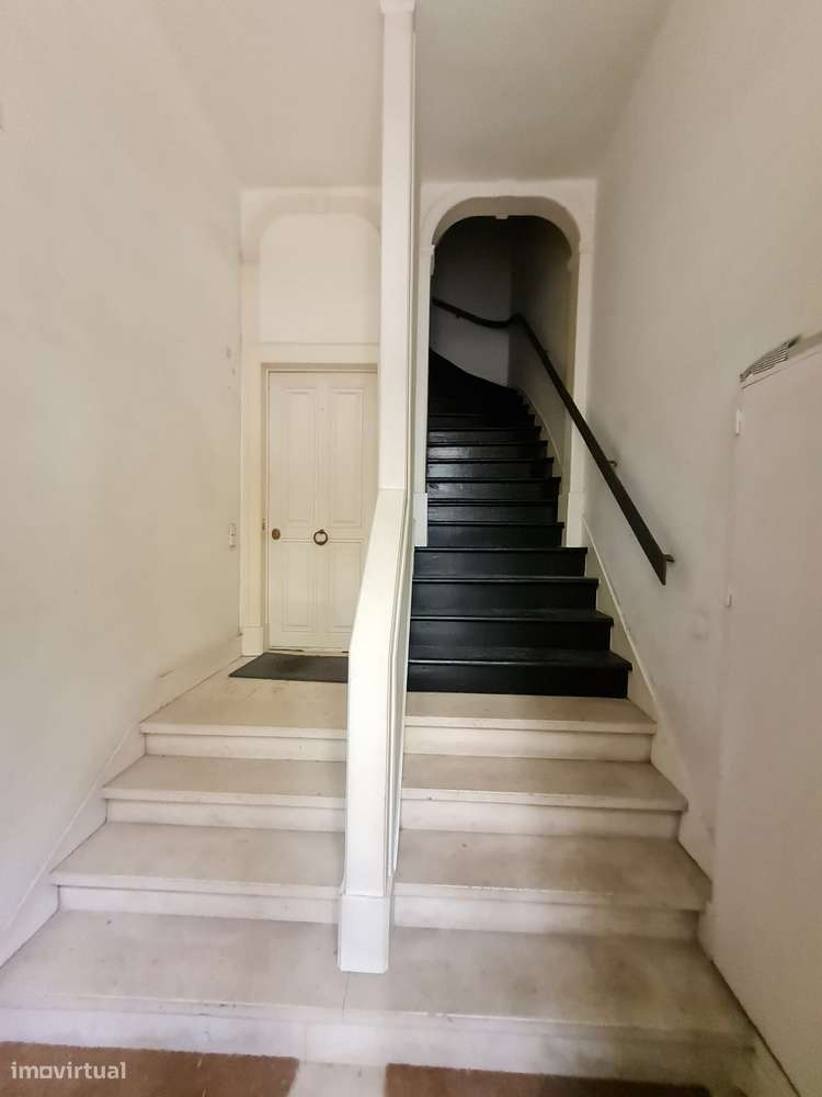 Prédio para Venda - Campo de Ourique-12