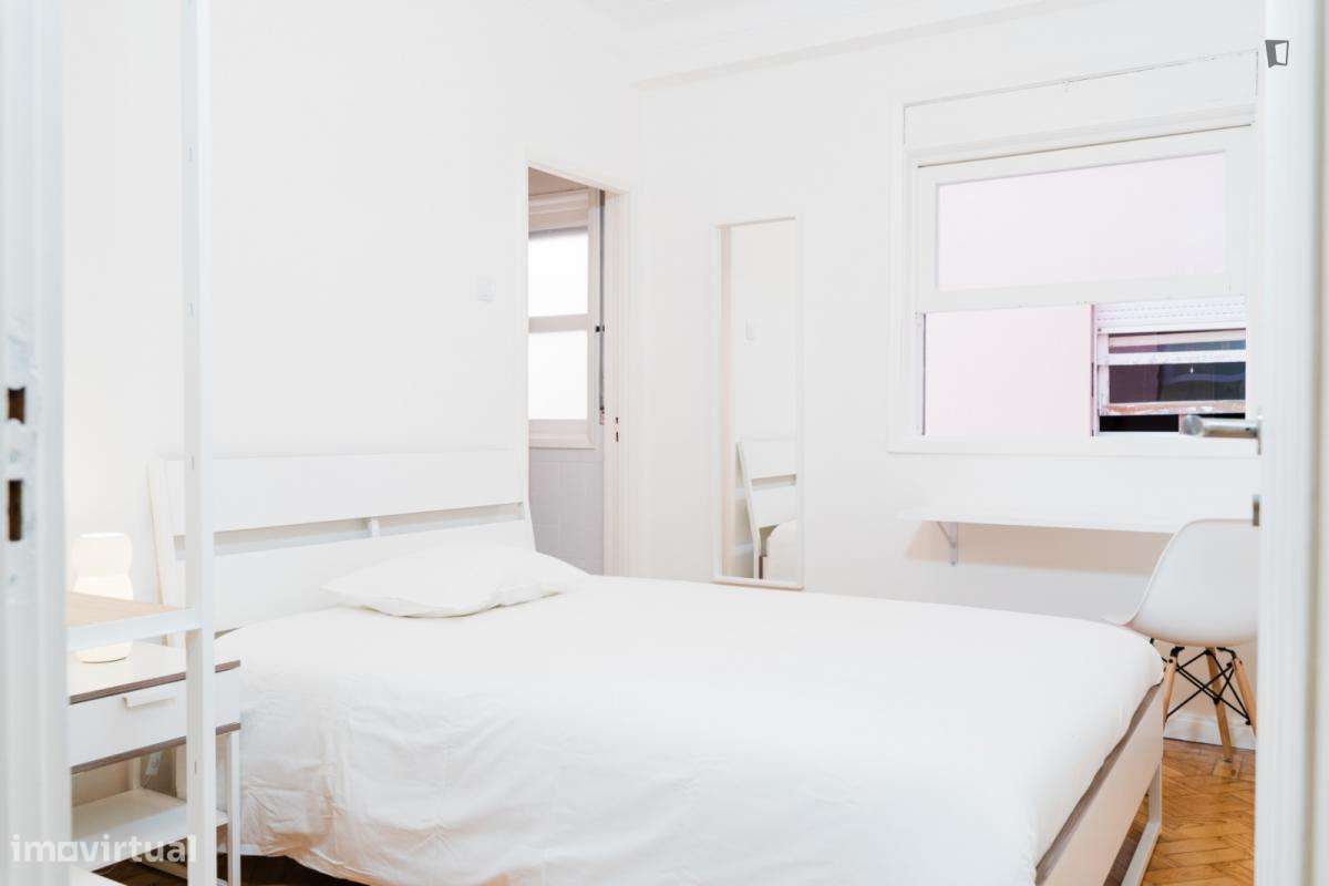 Quarto - localizado em Cedofeita Porto - Grande imagem: 5/10