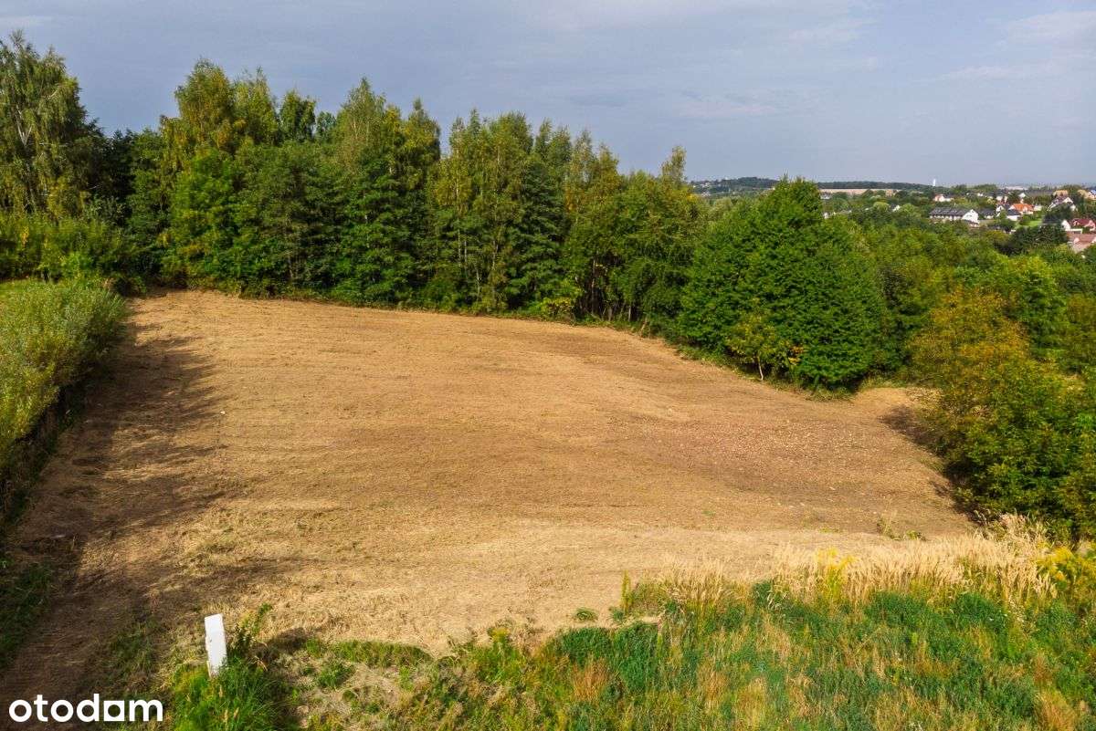 Widokowa działka budowlana w Wieliczce-6