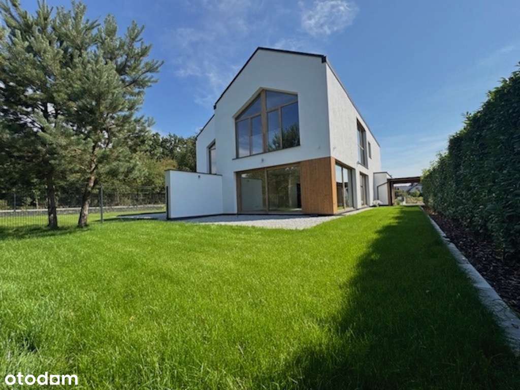 Dom z podwójną ścianą, pompa ciepła, trzy łazienki, antresola-3