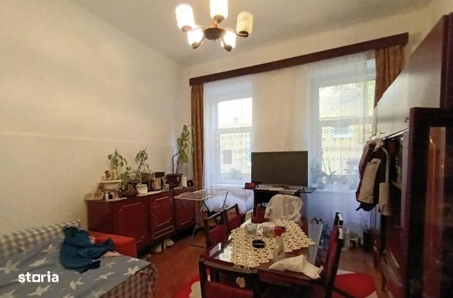 Apt CENTRU,2 camere cu pivniță și parcare lângă magazin SORA-6