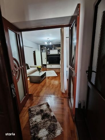 Confort si spatiu – apartament 3 camere, zona Republicii, Targu Jiu-14
