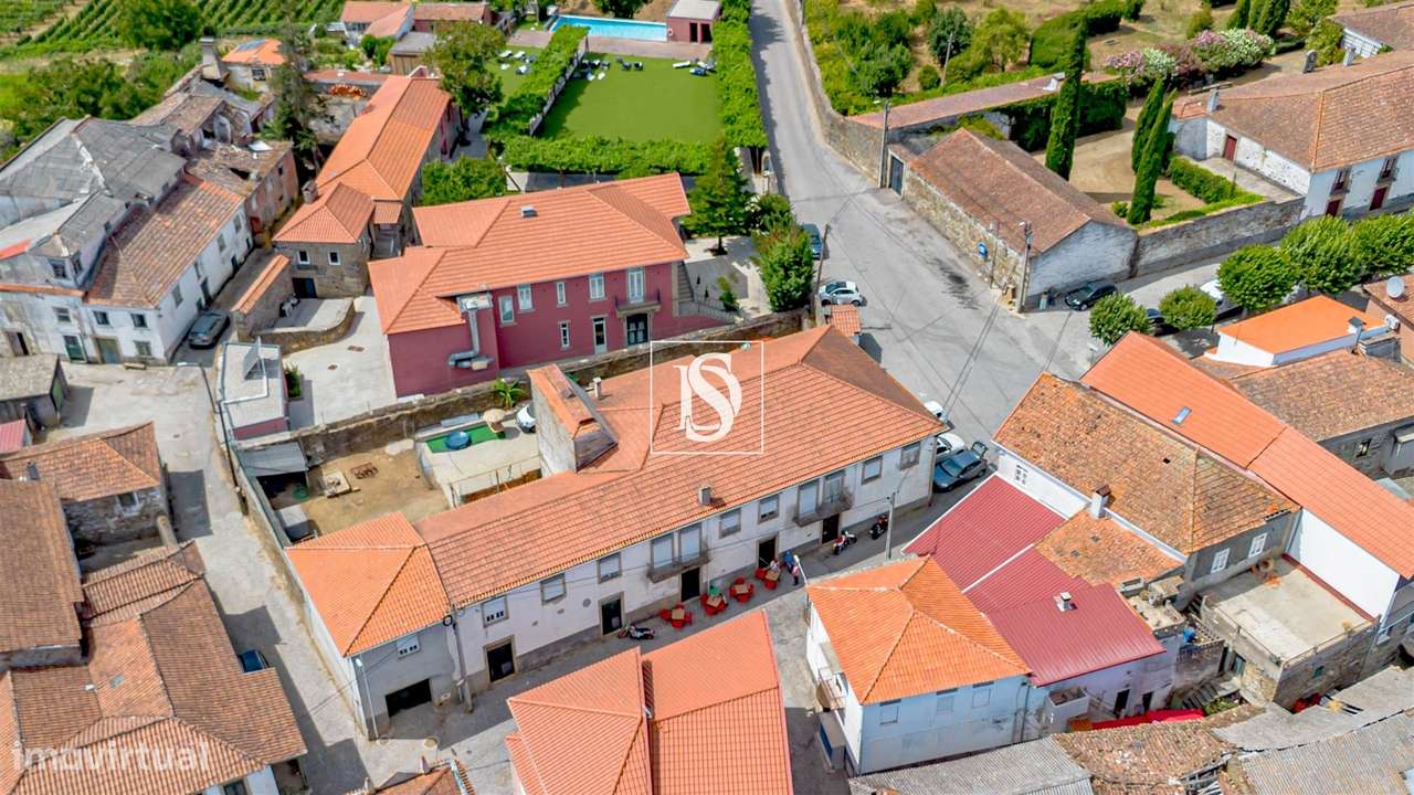 Moradia para Restaurar T4 Venda em Poiares e Canelas,Peso da Régua-8