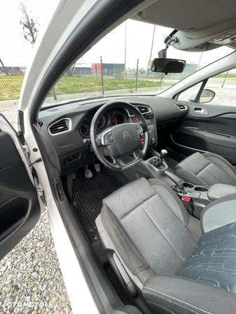 Citroën C4 1.6 HDi Attraction - 12