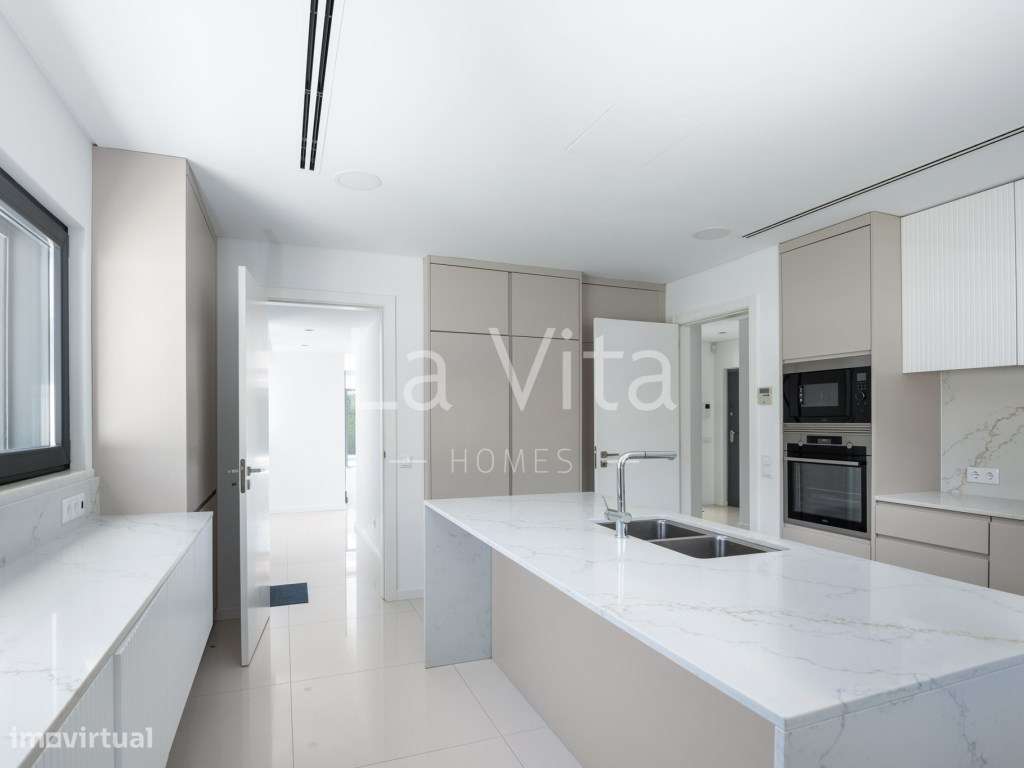 Moradia Nova T5 (5 suites) em Birre, Cascais.-15