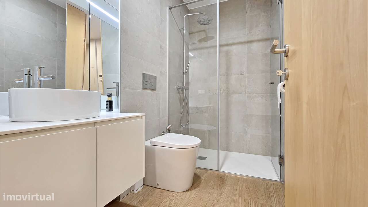 Apartamento semi-novo duplex com 2 quartos em Aveiro-11