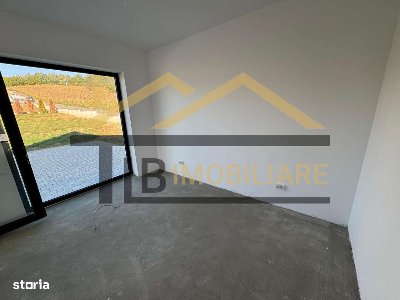 Casa individuala 4 camere, 181 mp utili, teren 822mp, zona Unirii-10