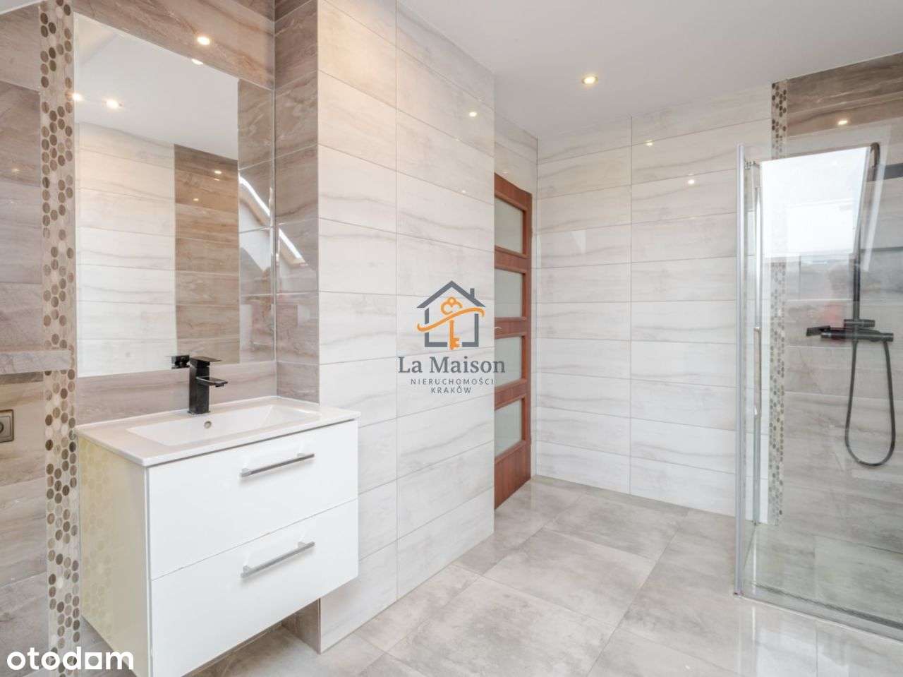 Dom wolnostojący w Rącznej – idealny dla rodziny.-15