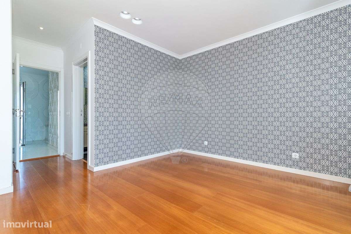 Moradia T5 para venda-20