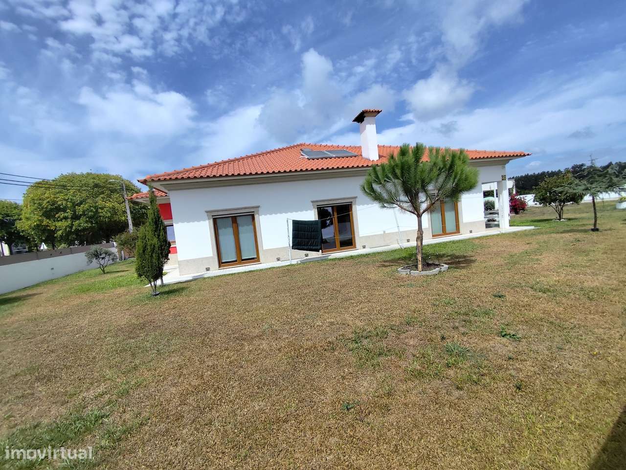 Moradia Térrea T4 com Sótão em Santa Joana – Aveiro - Grande imagem: 5/60