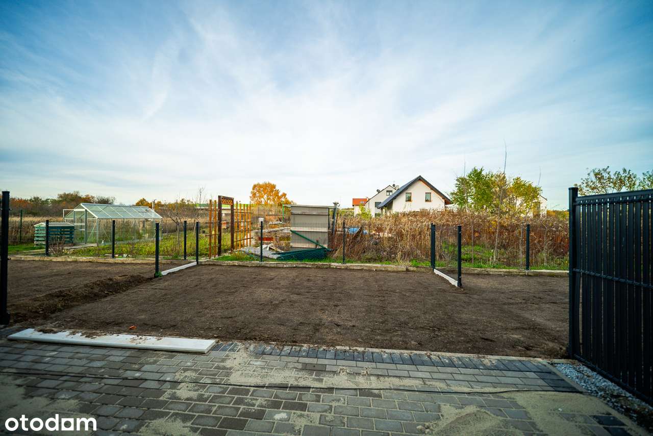 Nowoczesny dom w zabudowie szeregowej – stan deweloperski | Wrocław-12