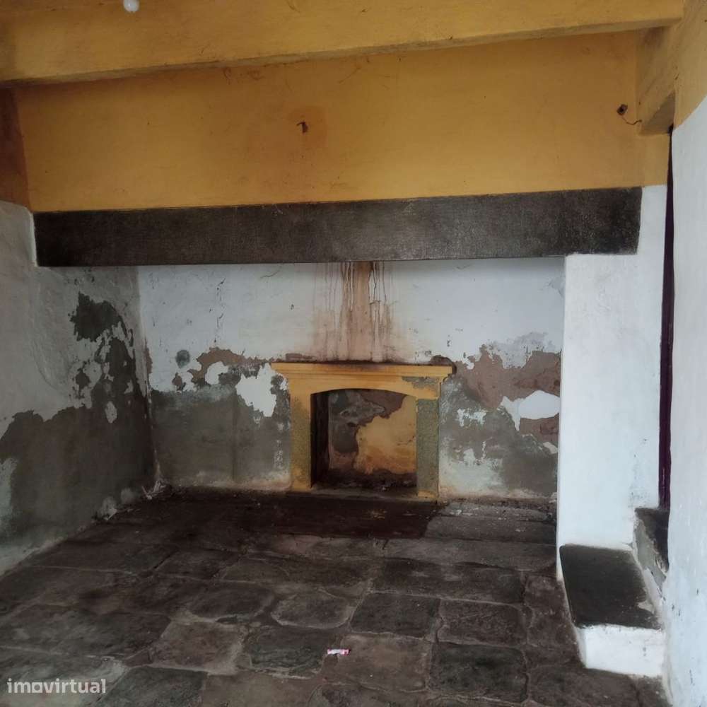 Casa Antiga em Mourão-9