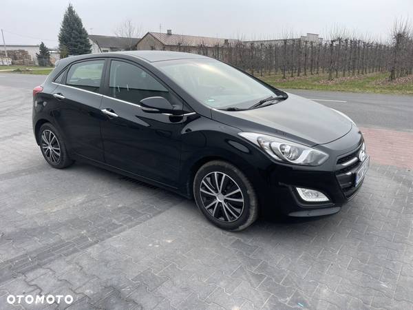 Hyundai I30 blue 1.6 GDI YES Gold - 2