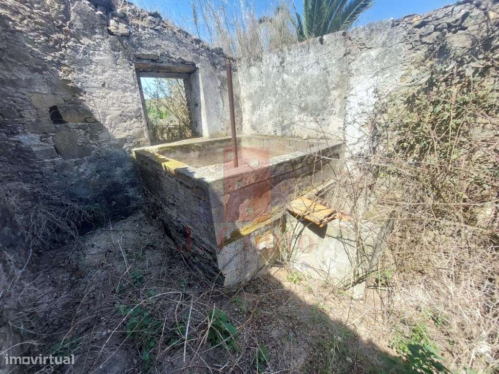 Terreno com ruina com viabilidade de construção extra-13