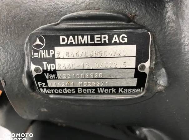 NOWA PIASTA TYŁ MERCEDES ACTROS MP4 * - 5