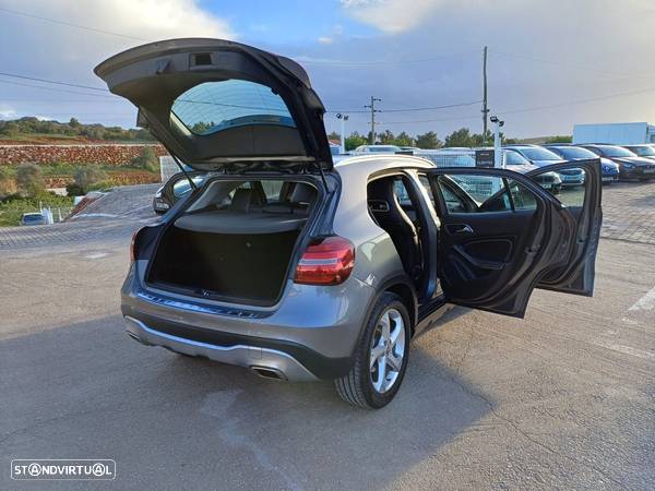 Mercedes-Benz GLA 200 CDi Urban Aut. - 13