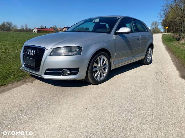 Audi A3 1.6 TDI DPF Ambition S tronic - 7