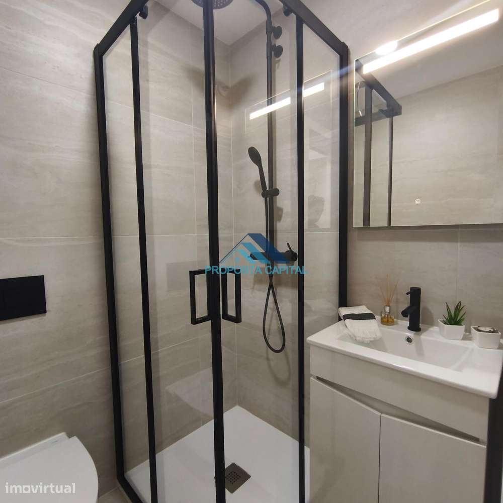 Apartamento T3 em Remodelação Total-9