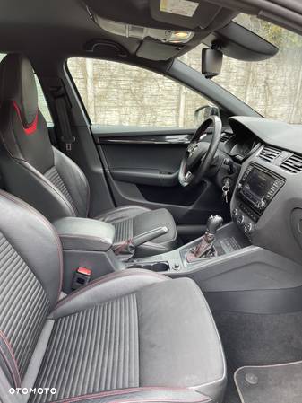 Skoda Octavia 2.0 TDI RS DSG - 10