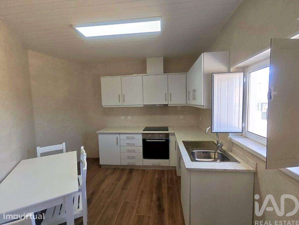 Moradia térrea em Coruche, Fajarda e Erra de 108 m2 - Grande imagem: 5/22