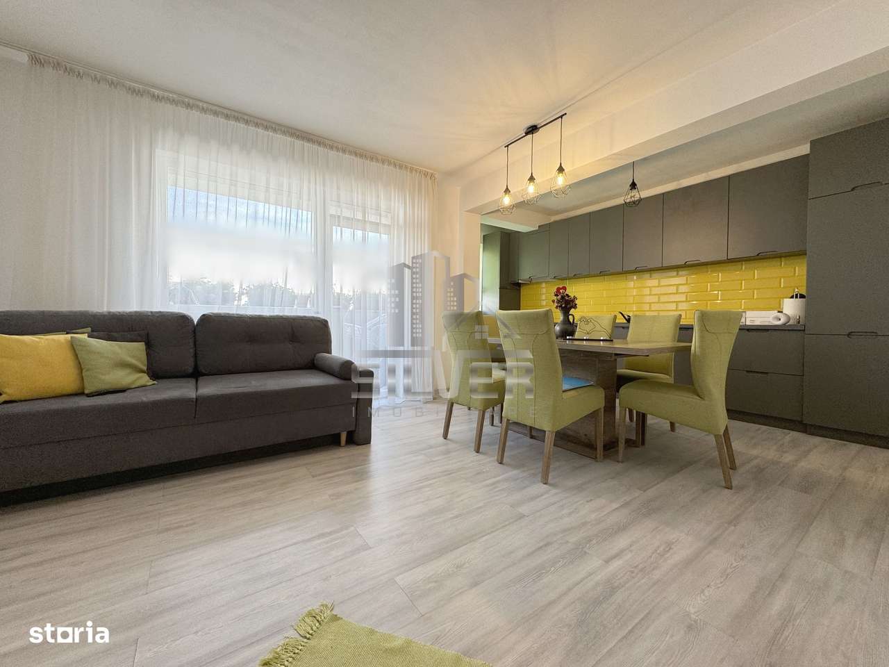 Apartament cu 2 camere la cheie! - Imagine principală: 1/7